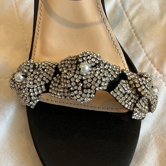 Blue by Betsey Johnson Black Satin Crystal Heels 👠 Size 7.5 NWT - Picture 5 of 16